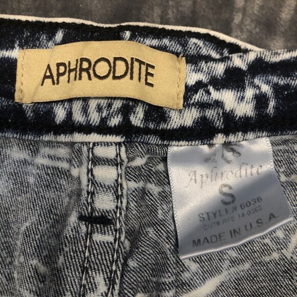 Aphrodite Distressed Stretch Denim Shorts Blue Acid Wash Made In USA Size S - Picture 6 of 10